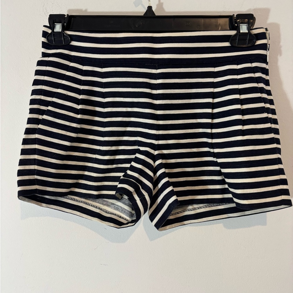 J. Crew Women's Size 2 Navy and White Striped Sailor Linen Blend Pleated Shorts